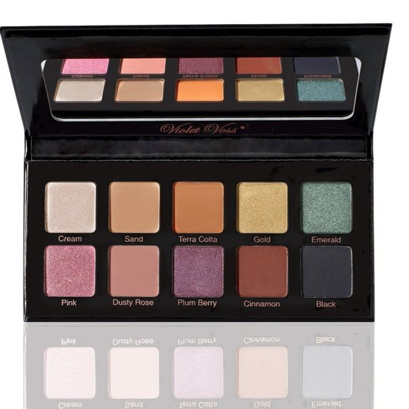 Violet Voss Essentials Eye Shadow Palette $25 - Picture 5 of 6